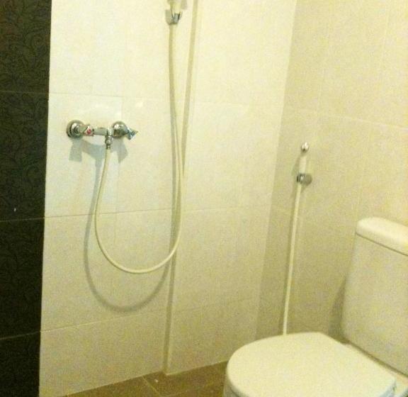 هتل Aroma Inn Pontianak