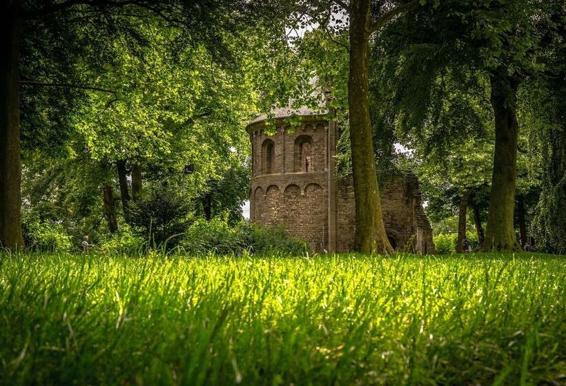 هتل Courage Nijmegen