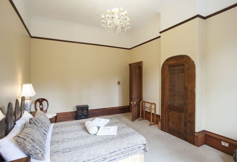 هتل Fellworth House For Solo Travellers