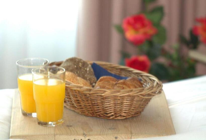 فندق Harteluk Joure