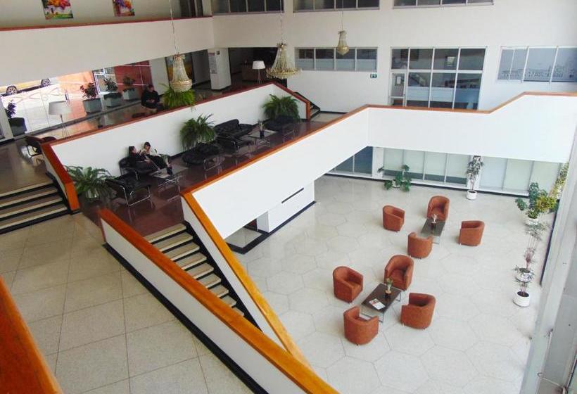 هتل Hunza Y Centro De Convenciones