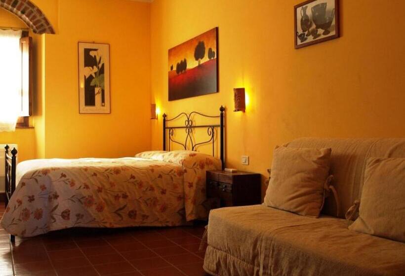فندق La Pulledraia Del Podere Montegrappa