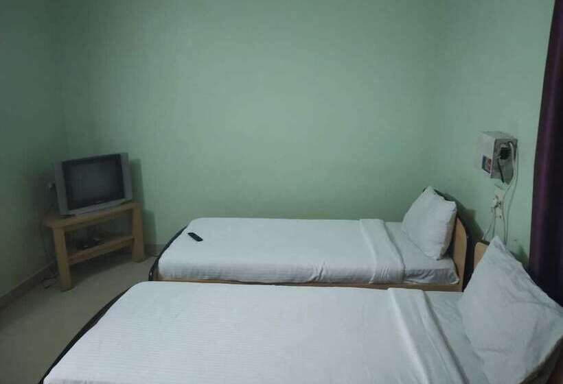 هتل Maxi Stay   Royapettah