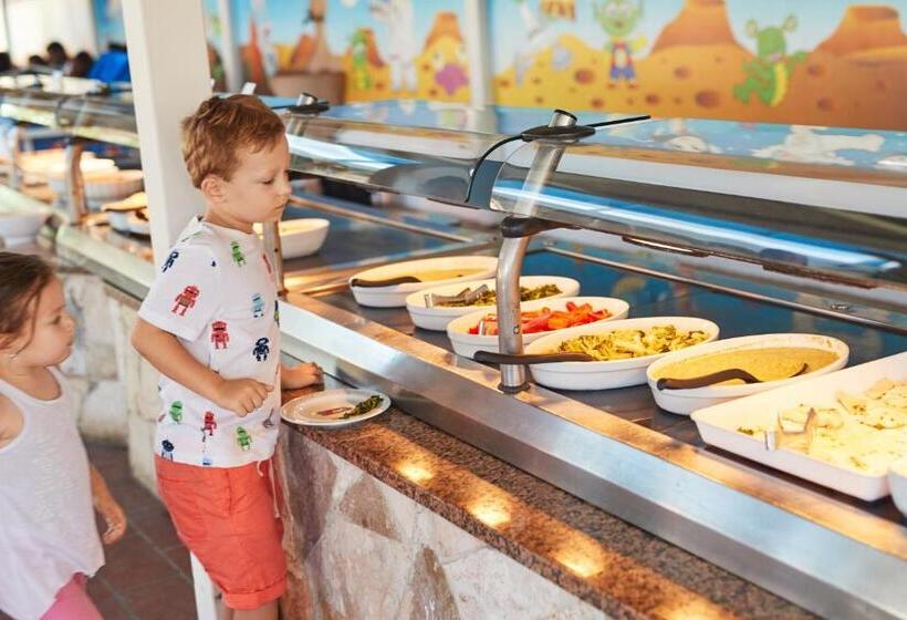 هتل Robinson Apulia  All Inclusive