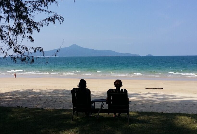 בית מלון כפרי Sari Pacifica Resort & Spa Sibu Island