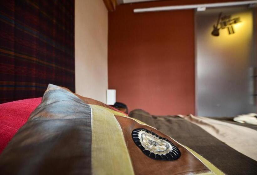 בית מלון כפרי The Local Riverside