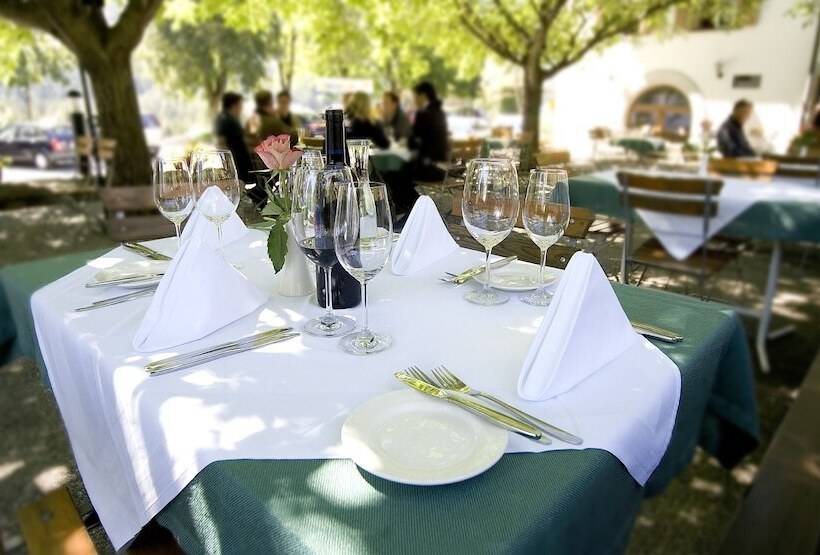 بنسيون Gasthof Rössle