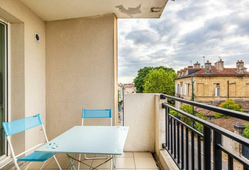 Guestready Quiet Apartment In Talence Sleeps 6