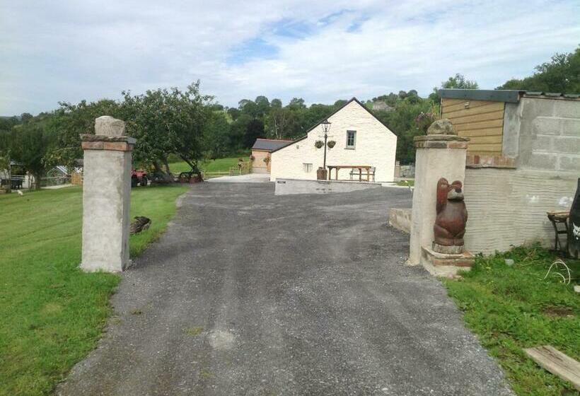 The Little Cow Shed
