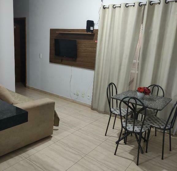 Apto Em Condomínio Fechado