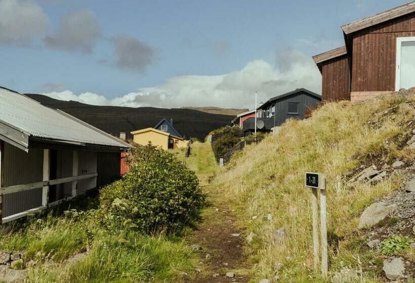 Cozy 2 Bedroom House With A Fantastic View