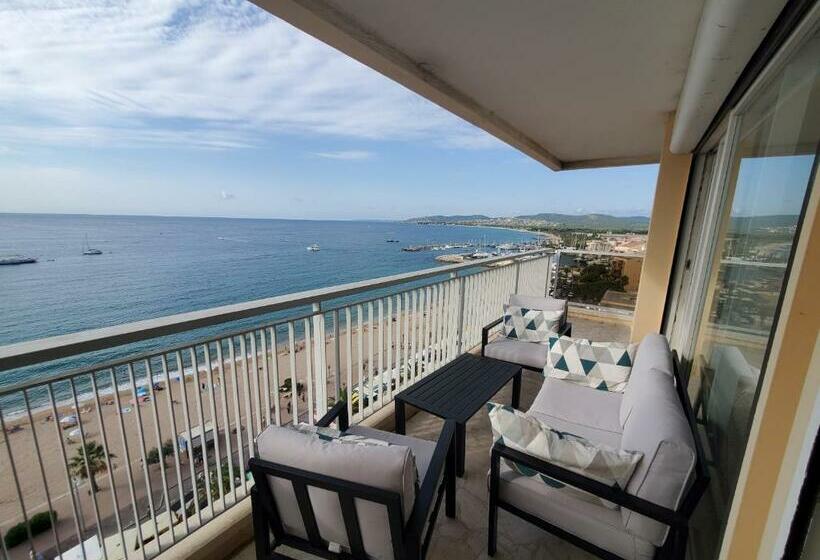 Frejus Plage Tour Mediterranee 10e Etage T2 38m2