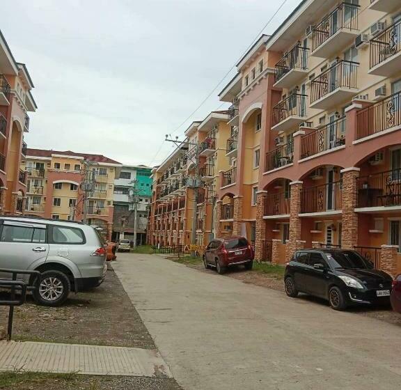 Lucila Unit 905q