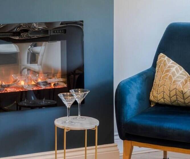 Stunning 3 Bed Duplex Apartment In The Heart Of West Hampstead