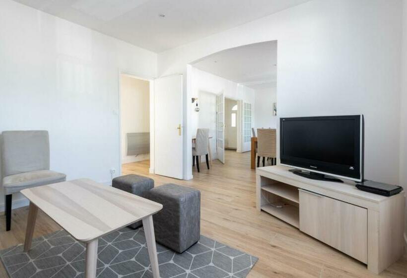 Maison Avec Véranda Lumineuse 300m De La Plage