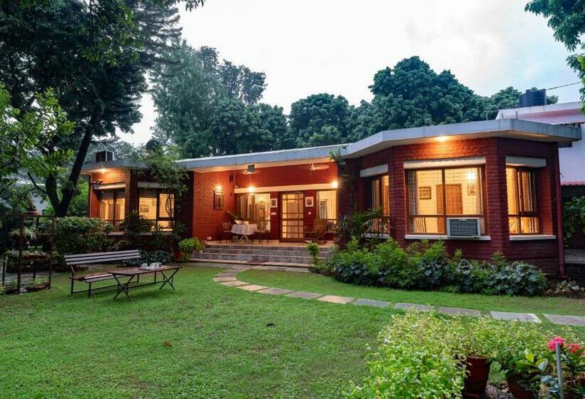 Saffronstays Doon Garden Villa Near Doon School And Mall Road