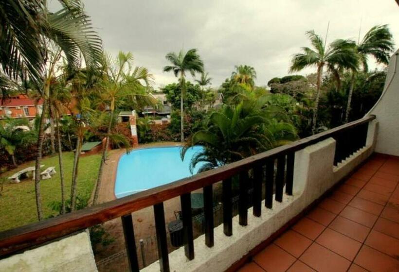 Villa Mia 9, St Lucia In Popular Tourist Town Near Beaches
