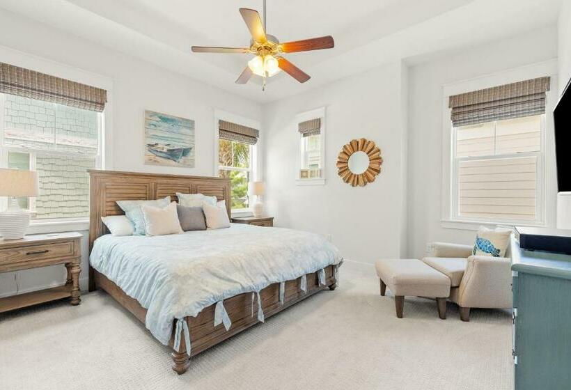 Paradise By The Pool