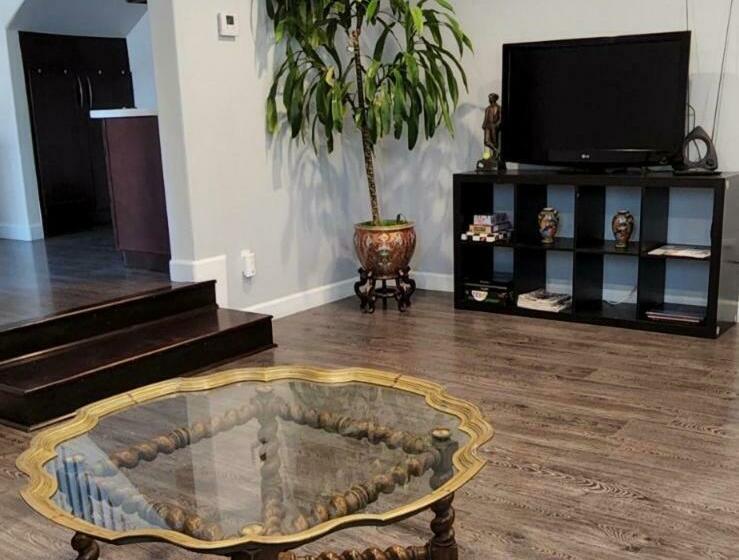 Gateway At Eagle Rock, La  Sleeps 6