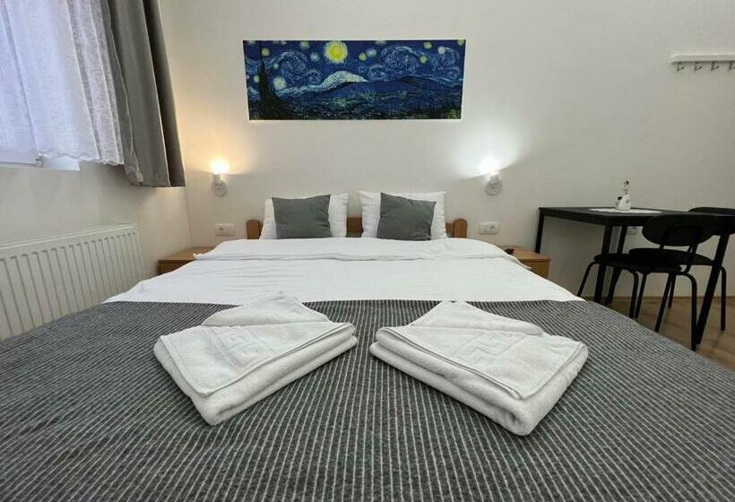 Vurk Inn Paracin
