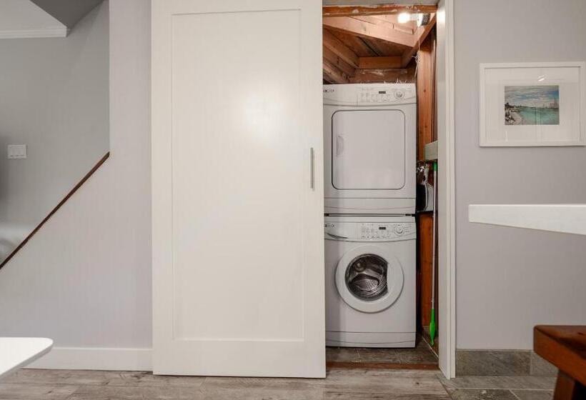 Beautiful Multi Level Townhome 2br In Creekside By Harmony Whistler