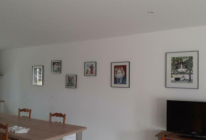 Chez Flos