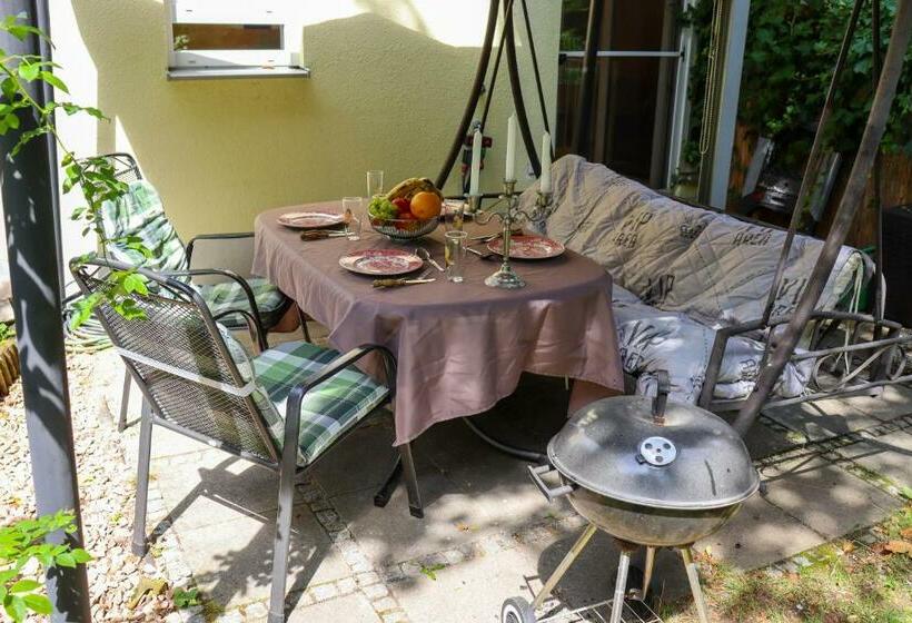 Exklusive Ferienwohnung Mit Garten Nähe Messe