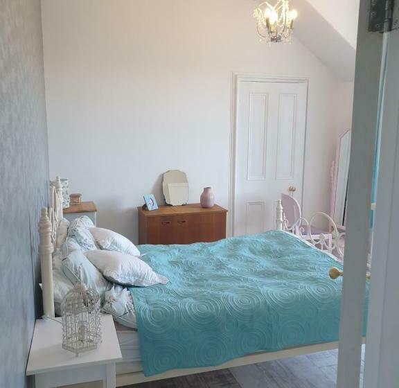 4 Bed Semi Detached Villa Sea And Mountain Views
