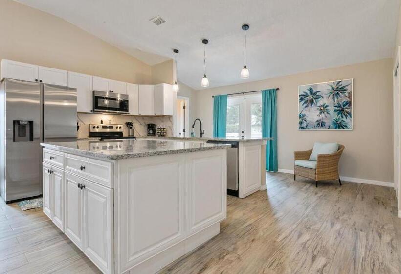 Amelia Island Getaway, Minutes To Fernandina Beach