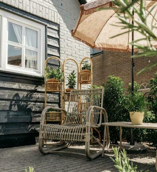 Logement Cornelia Tholen, Zeeland