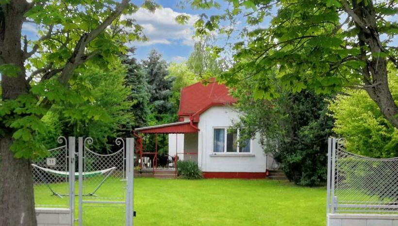 Play And Relax In Lake Parkside Cozy Family Retreat Jegenye Cottage