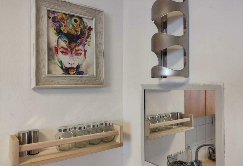 Willy Brandt Studios   Best Location