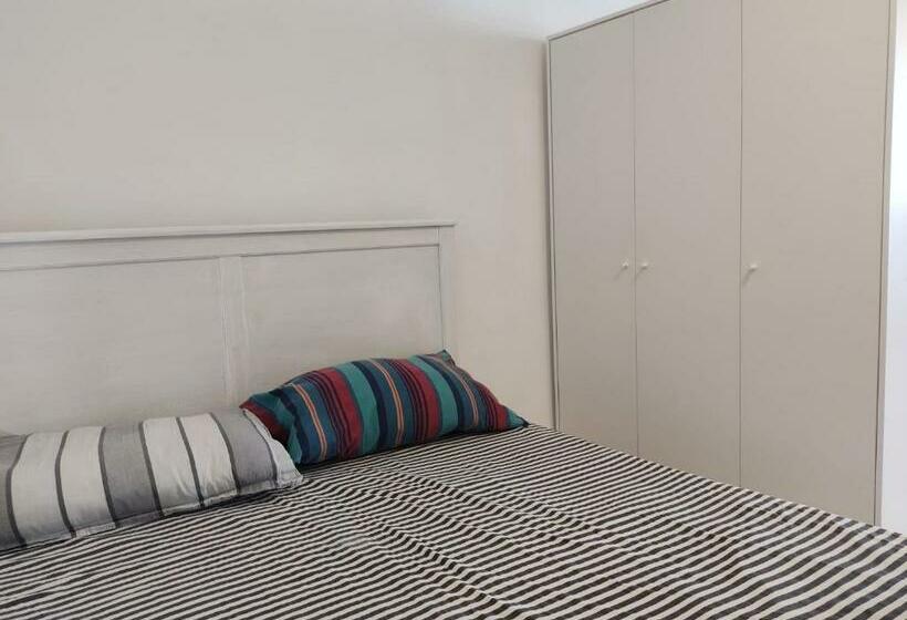 Willy Brandt Studios   Best Location