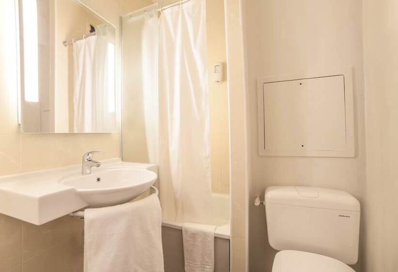 B&b Hotel Paris Malakoff Parc Des Expositions