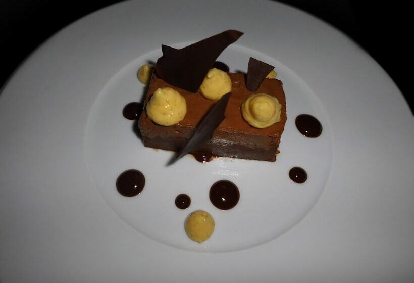 בית מלון כפרי Château   Hôtel Le Sallay