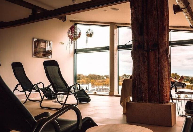 호텔 Elbe Resort Alte ölmühle