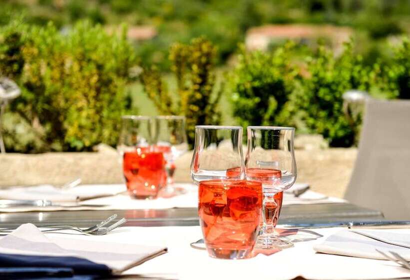 ホテル Logis Hôtel Restaurant Des Corbières