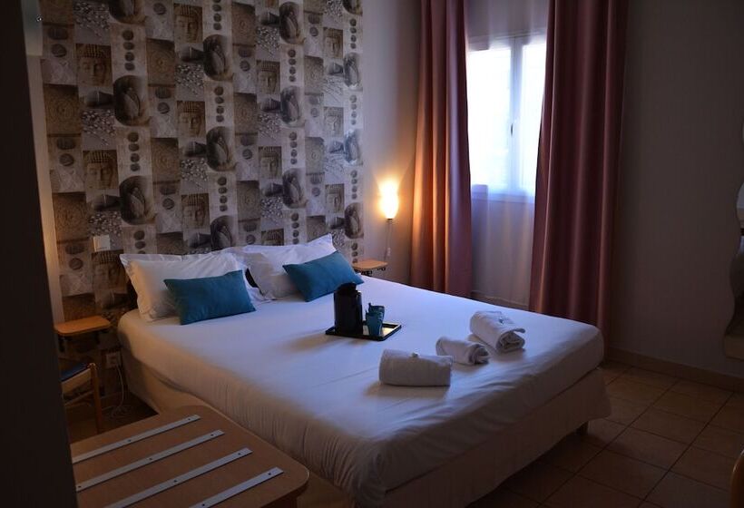 ホテル Le Clos Des Médiévales