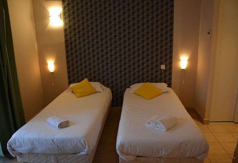 ホテル Le Clos Des Médiévales