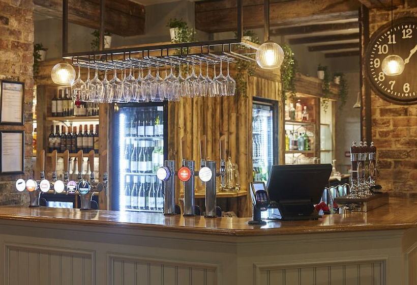 בית מלון כפרי Ravensworth Arms By Chef & Brewer Collection
