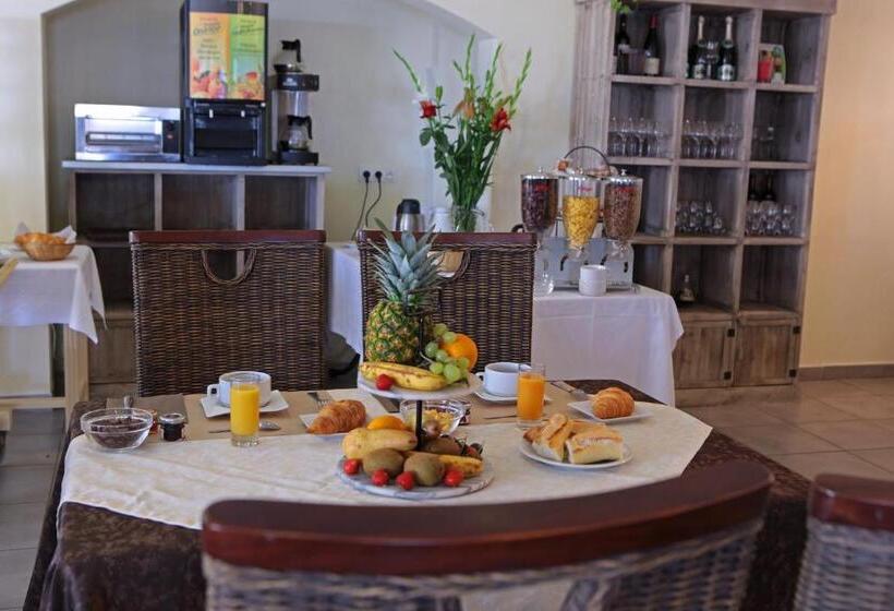 Logis Hotel Restaurant Le Mirador