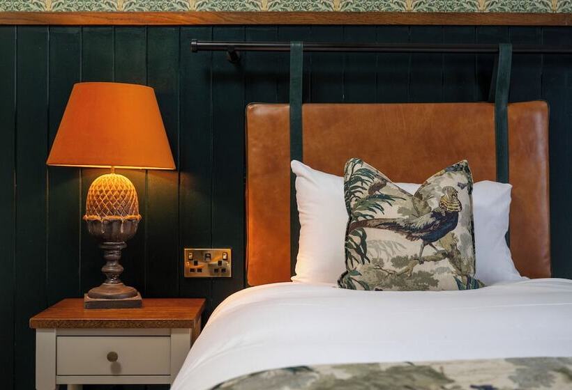 Wheatsheaf Hotel By Chef & Brewer Collection