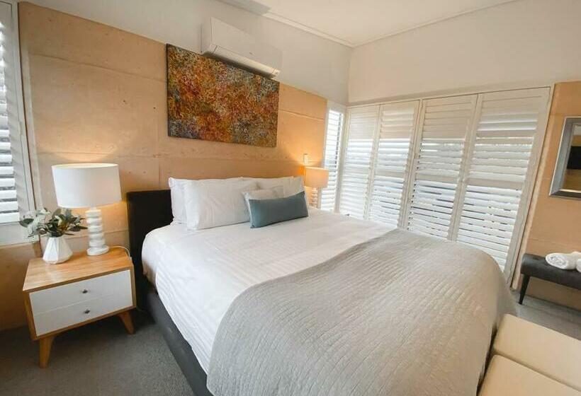 Cinque Stelle · Spacious Villa Private Bushland