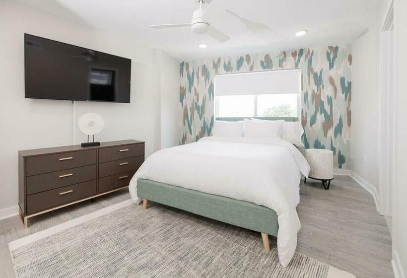 Montgomery Condo