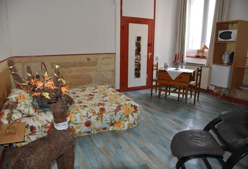 Bed and Breakfast Chambre D Hôtes Avec Jacuzzi En Extérieur