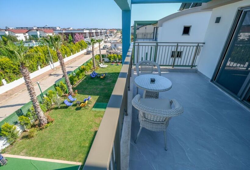 تختخواب و صبحانه Eden Nest Exclusive