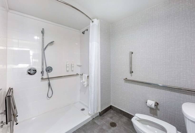 هتل Hampton Inn Harker Heights
