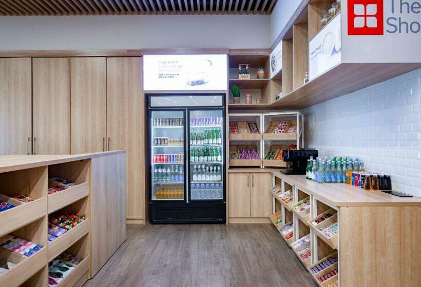 בית מלון כפרי Hilton Garden Inn Samarkand