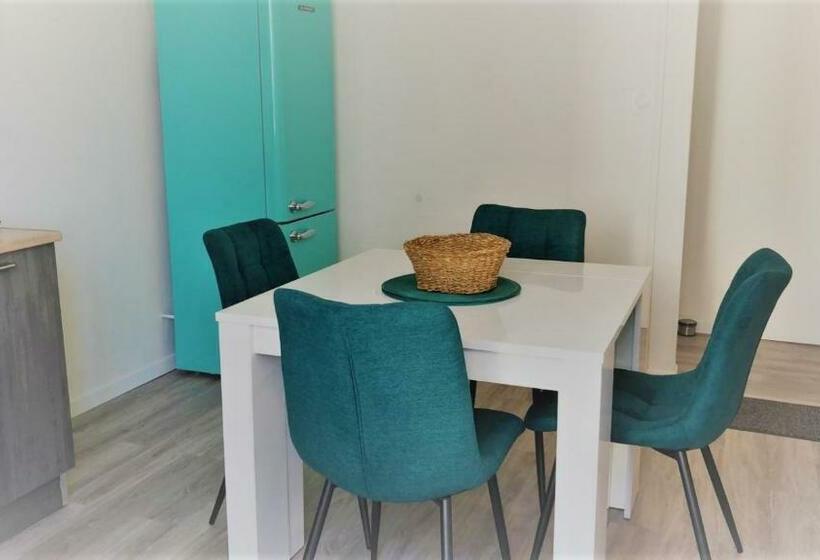 Пансион Appartement 4 Personnes Vue Mer à Santec Au Pied De La Plage Du Dossen