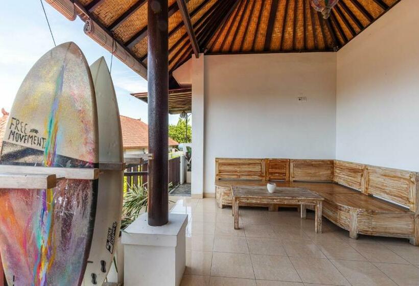 Пансион Surf Retreat Villa Sari Bali